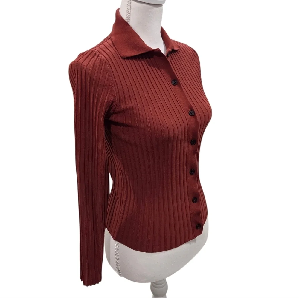 Zara Ribbed Knit Top Long Sleeved Sweater Button Front Brick Red Medium